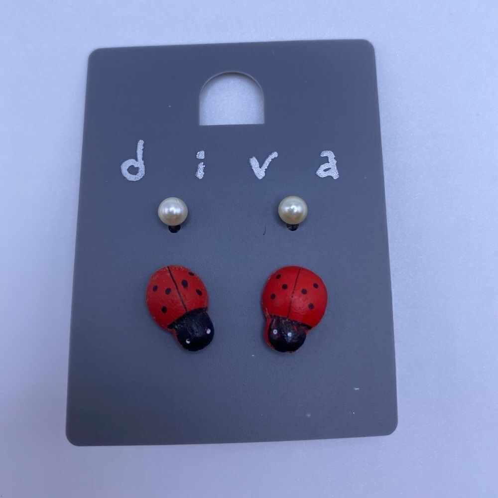 4/$20 Diva Ladybug and Pearl Stud Earrings Set